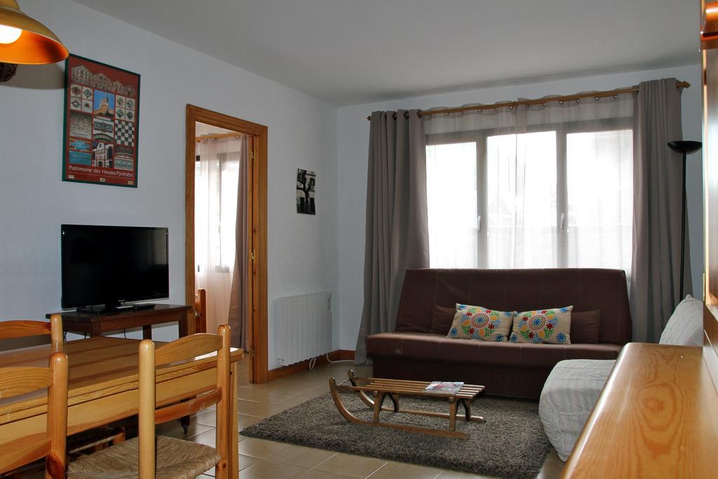 Apartamentos Sapporo III Vielha Luaran gambar