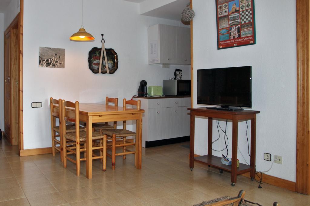 Apartamentos Sapporo III Vielha Luaran gambar